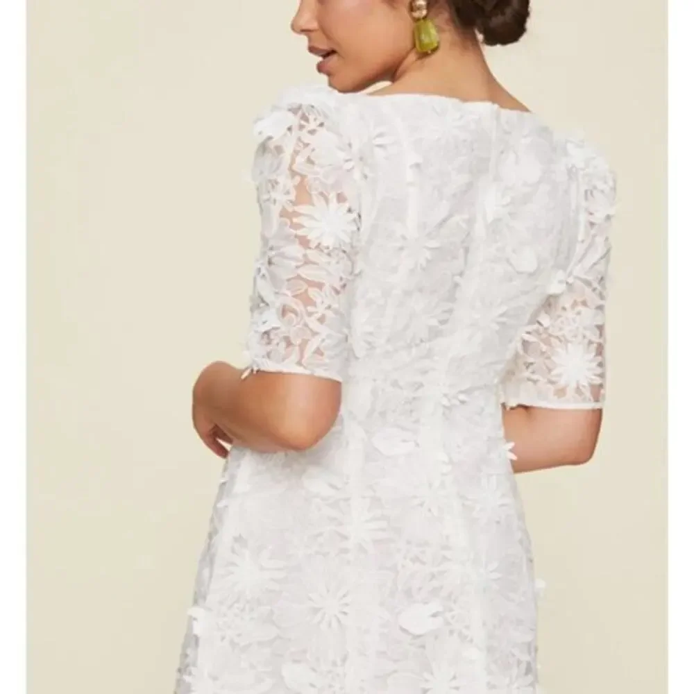 LPA M‎ Revolve white 3D floral Tersa mini dress - Picture 8 of 8